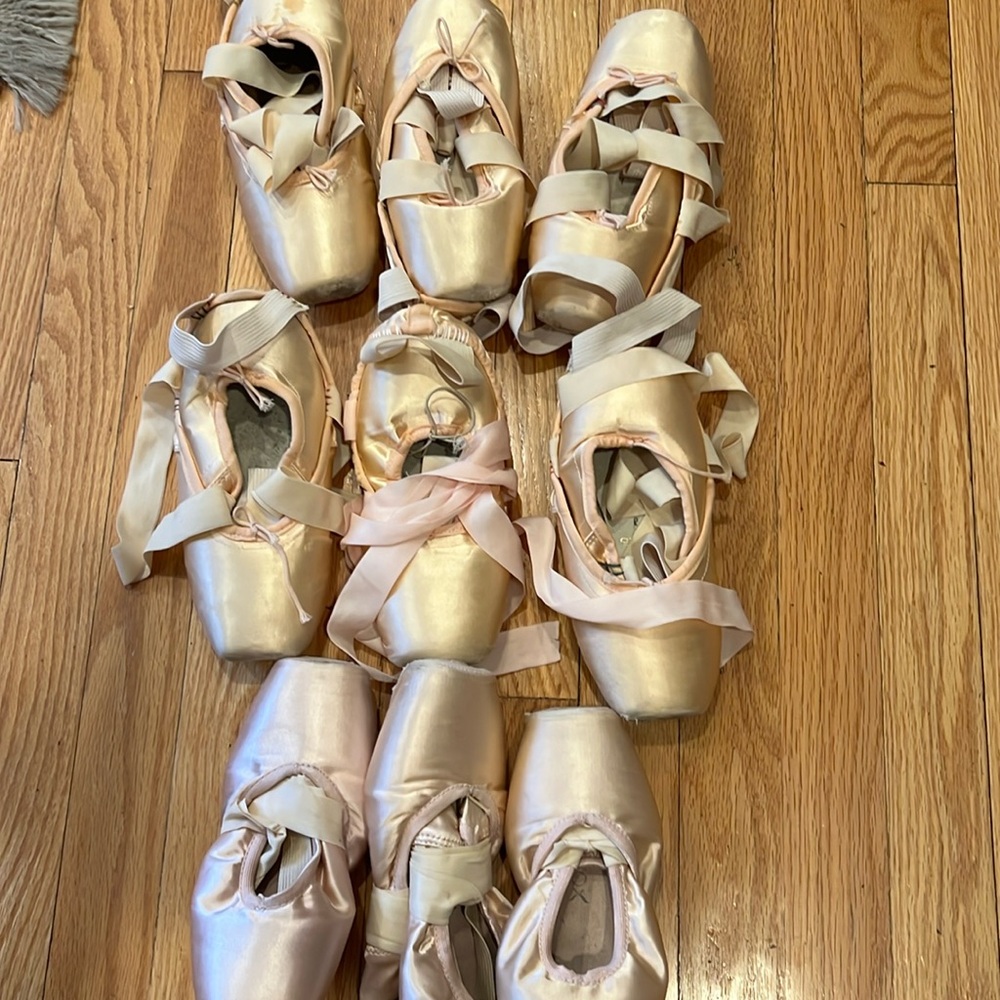 9 Pairs of used Pointe Shoes